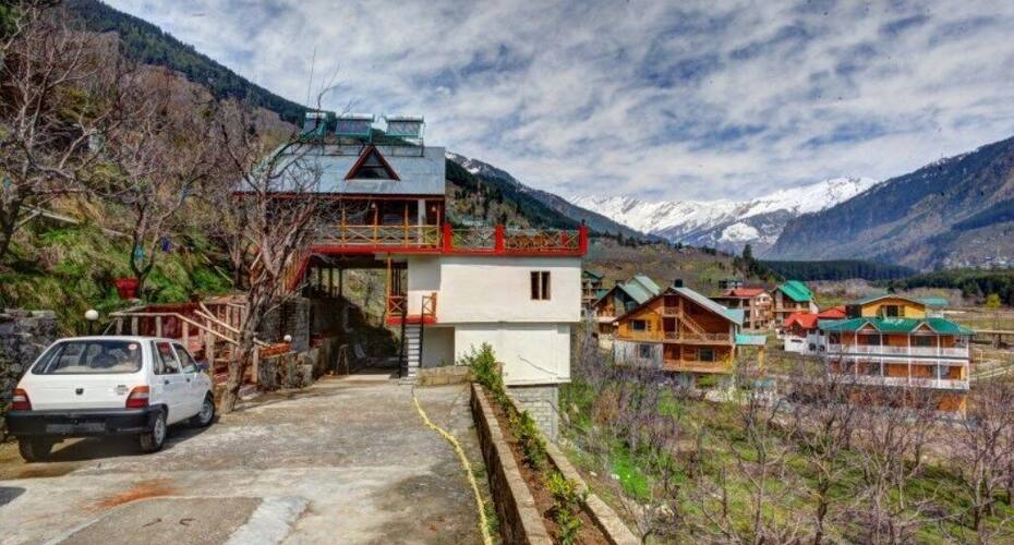 TG Stays Kanyal Road 6, Manali 3